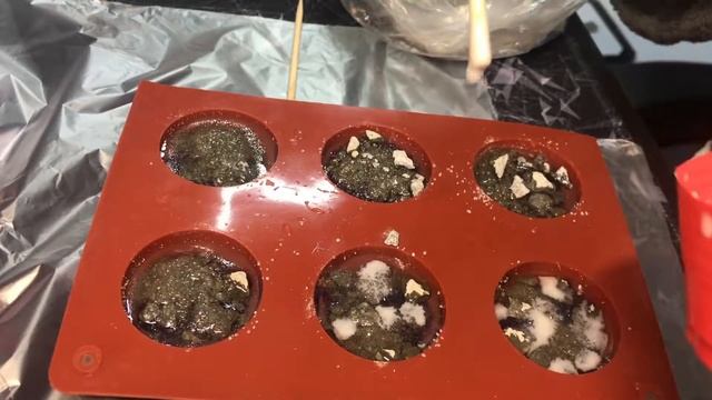 КРИСТАЛЛЫ из ЭПОКСИДКИ?!! Панно из кристаллов. | Мастисец смотреть онлайн