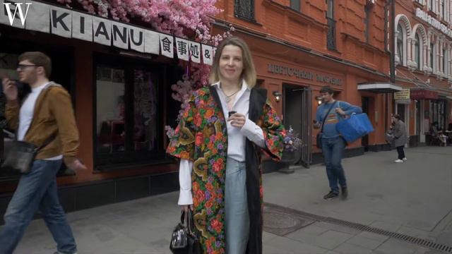 Стильные образы на Патриарших прудах смотреть онлайн