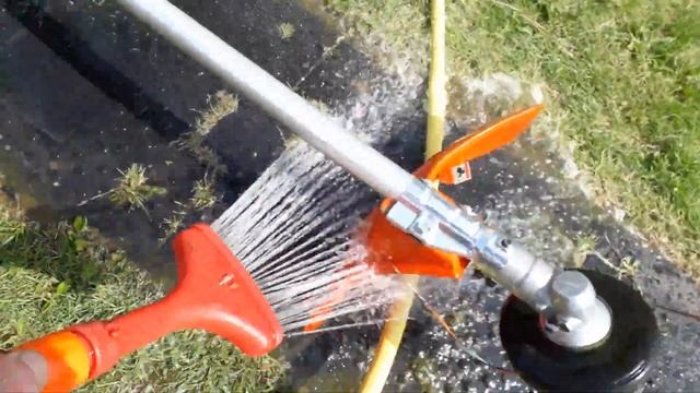 #Husqvarna Очистка мотокосы после работы смотреть онлайн