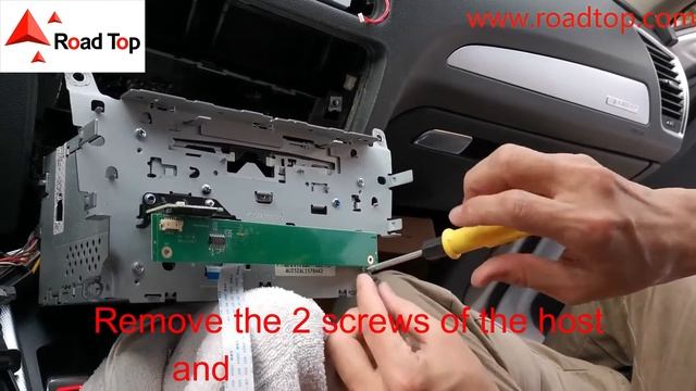 Apple CarPlay Retrofit on Audi A4 A5 Q5 смотреть онлайн