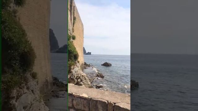 Достопримечательности Черногории на берегу моря. Sights of Montenegro by the sea смотреть онлайн