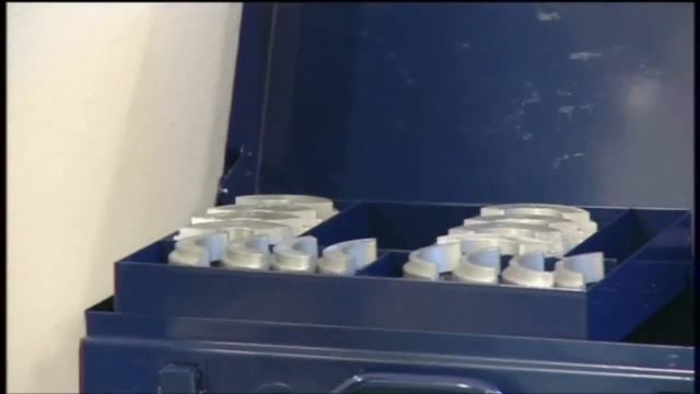 Процесс сварки электрофузионных фитингов с помощью струбцины. смотреть онлайн