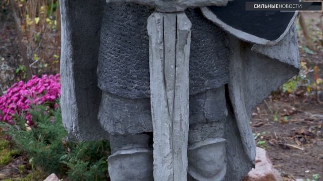 Гомельчанин создал уникальный парк скульптур, куда приходят, как в музей смотреть онлайн