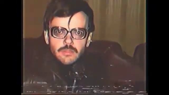 Лапенко.ЗАГАДКА ДЫРЫ. КИНОТЕАТР СОМНИТЕЛЬНОГО СЕАНСА... смотреть онлайн