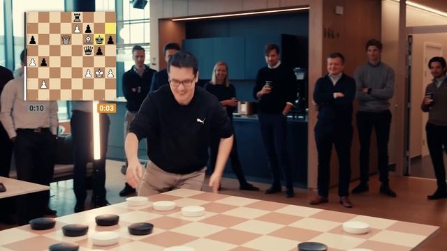 Can Magnus Carlsen Win A Chess Game WITHOUT Knowing The Pieces? смотреть онлайн