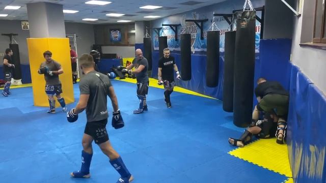 Бойцовский клуб для взрослых после 40 лет смотреть онлайн