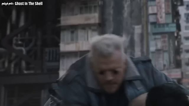 در آینده، پلیس از انسان های ربات مانندی استفاده میکنه که می تونن برای دستگیری مجرم ها نامرئی بشن смотреть онлайн