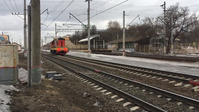 «Обслуживается одним машинистом» Тепловоз ЧМЭ3 - 1688 следует резервом смотреть онлайн