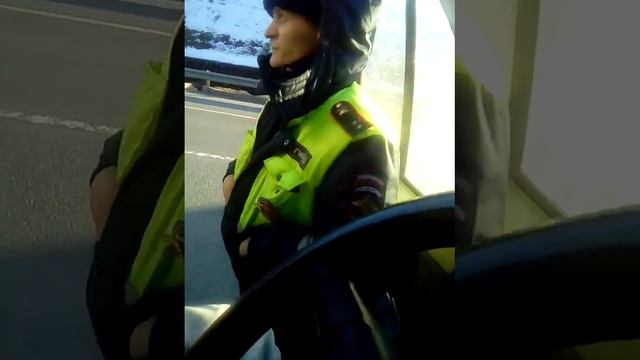 Вот как видут себя полицейские г Санкт-Петербург смотреть онлайн