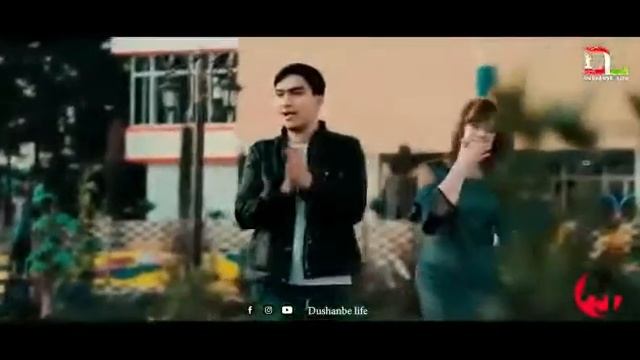Правильно!!!! Мусульманки должны носить платки . смотреть онлайн