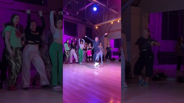 Походка су4ки - демьян заико #dance #танцы смотреть онлайн