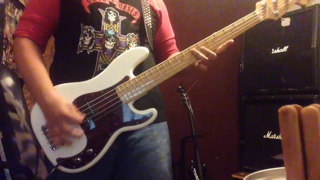 Leftöver Crack "Gang Control" bass cover смотреть онлайн
