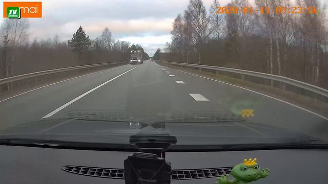 Разбор полётов. Косуля на дороге. смотреть онлайн