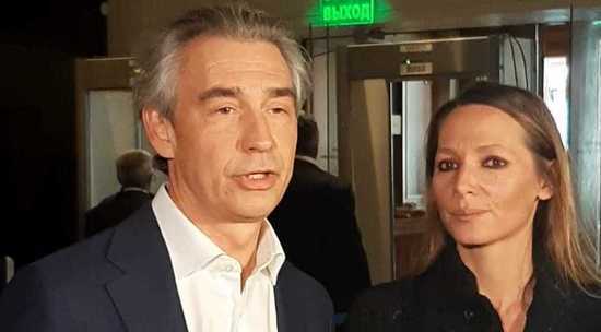 Дарья и Антон Златопольские рассказали о вкладе Добронравова в мир искусства смотреть онлайн