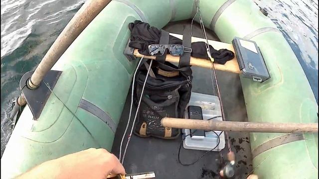 Рыбалка с лодки на щуку. Воблер спас рыбалку. смотреть онлайн
