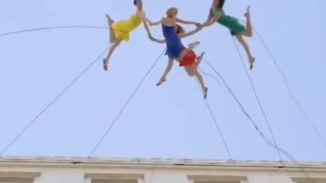 Это просто прелесть! Молодцы! смотреть онлайн