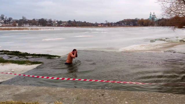 Ізяслав Водохреща 19.01.2022 смотреть онлайн