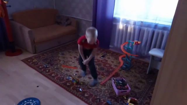 Уборка, тесто, покупки, делаем пиццу с дочкой, чаепитие. смотреть онлайн