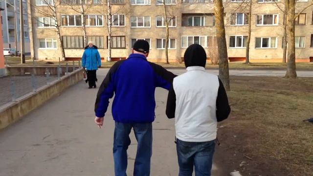 Мужик купил для ребенка пачку сигарет смотреть онлайн
