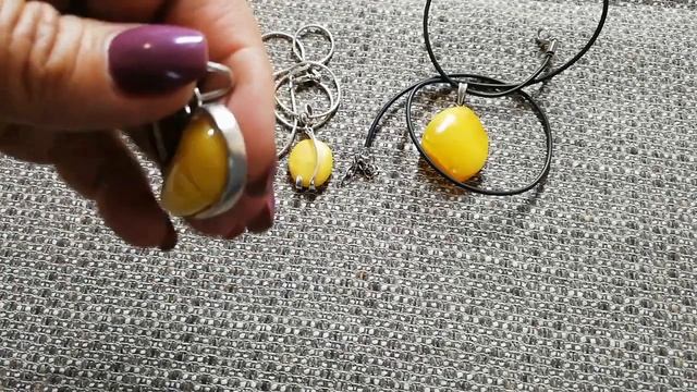 Продам украшения из молочного янтаря в серебре смотреть онлайн