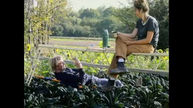 Dutch Designweek 2022 liet zien hoe circulaire teelt met strokenteelt, toepasbaar is. смотреть онлайн