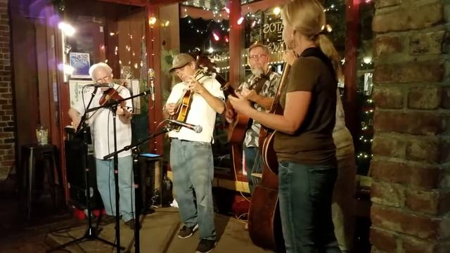 20180711 213606 Bluegrass Java Jam at Los Gatos Coffee Roasting Company смотреть онлайн