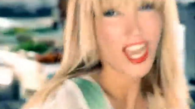 Hande Yener | Kırmızı смотреть онлайн