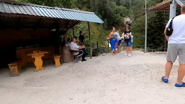 Озеро РИЦА водопад ЖЕНСКИЕ СЛЕЗЫ река Гега ГЕГСКИЙ ВОДОПАД смотреть онлайн