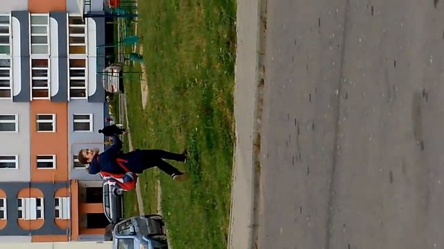 Мальчик хотел обнять девочку смотреть онлайн