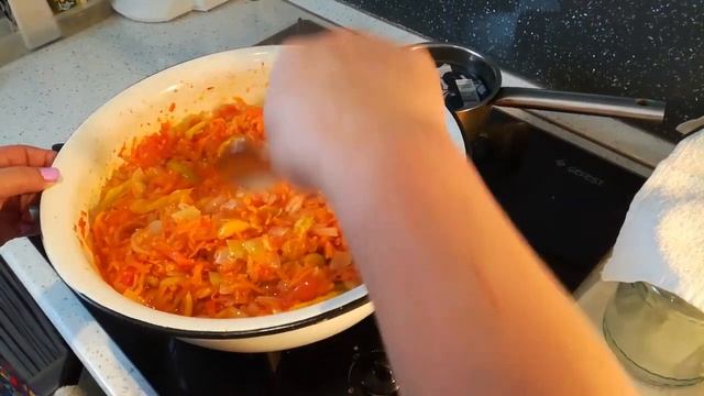Овощная заправка с фасолью.Вкусная заготовка на зиму. смотреть онлайн