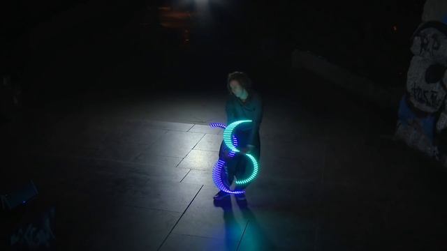 LED S-staff (buugeng) | Pyroterra Lighttoys смотреть онлайн