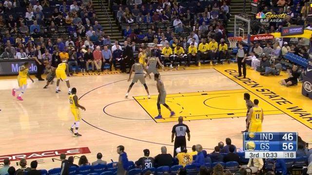 Stephen Curry NO-LOOK THREES ?