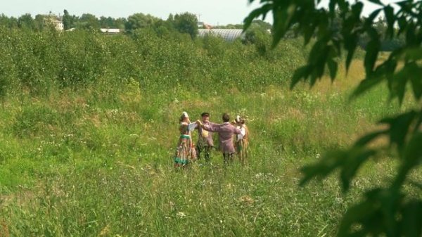 Ансамбль Хмель - НА ГОРЕ КОЛХОЗ.mp4