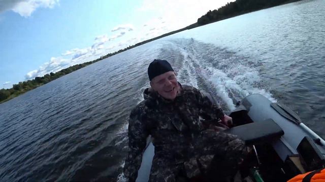 Водяной Монстр утащил кружок/ Рыбалка на Рузском водохранилище/ Судак на живца смотреть онлайн