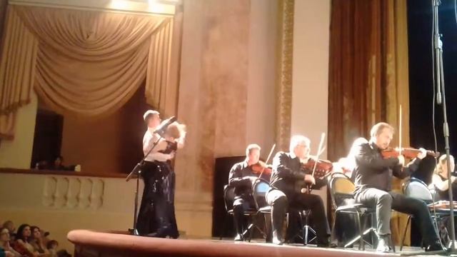 Минутка слабости в оркестре Сочинской филармонии смотреть онлайн