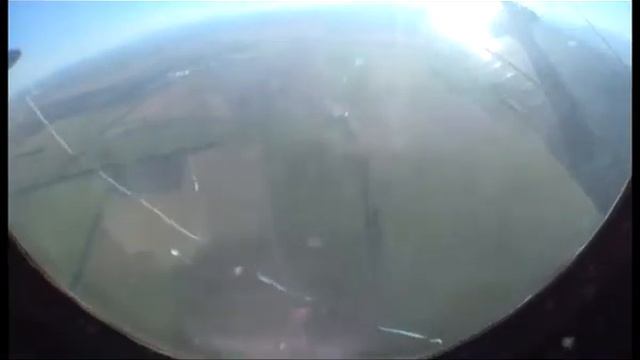 Прыжок с парашютом смотреть онлайн