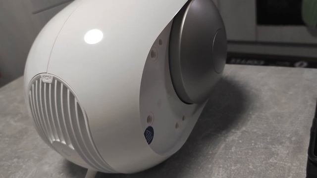 Devialet Phantom Silver 3.000Watt // 16HZ Bass Test смотреть онлайн