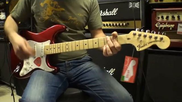 www.gitarteknikleri.com - Fender American Special Stratocaster SSS MN Tanıtımı смотреть онлайн