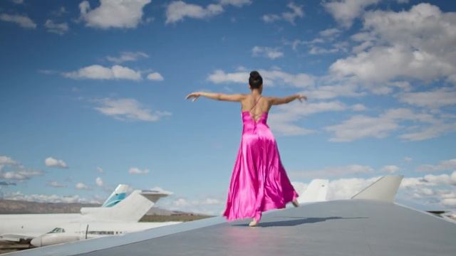 EOS C300 Mark III "Boneyard Ballet" (Canon Official) смотреть онлайн