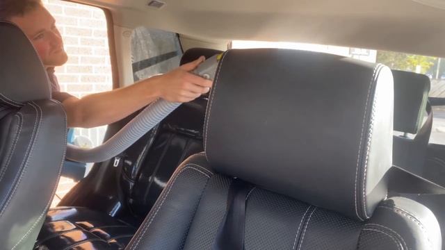 Smoke and Dog Smell | Car Odour Removal смотреть онлайн