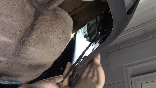 Buick Enclave: ABS / Traction Light & Service Side Detection System - Part 1