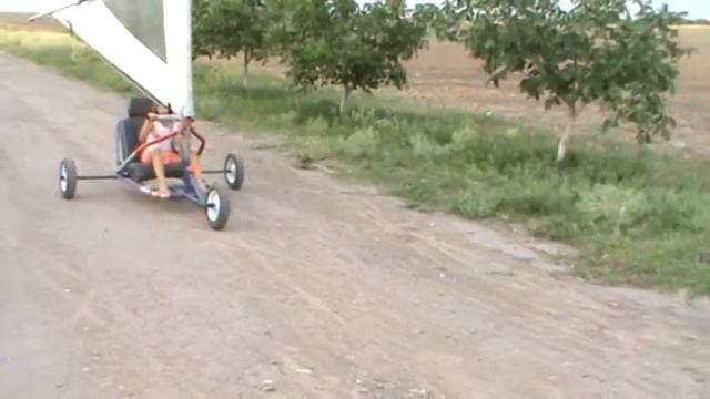 Колесный буер. СУХОПУТНАЯ ЯХТА .Ветер поймала . смотреть онлайн