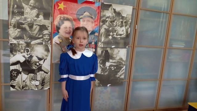 "Две конфеты" смотреть онлайн