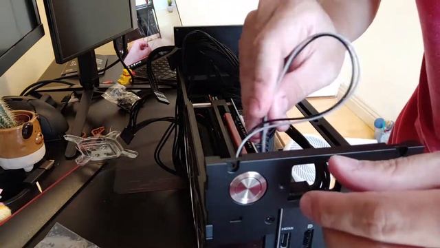 FormD T1 Build - Ryzen 9 3900XT + Radeon RX 6800 смотреть онлайн