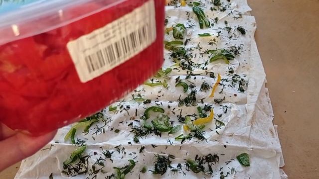 Девочки завтрак в походных условиях/ идёт ремонт/