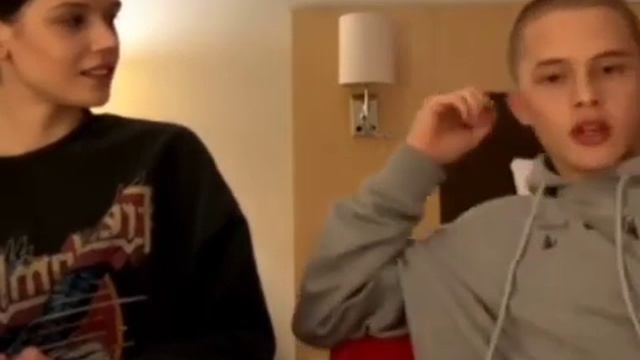 как резали марату ухо