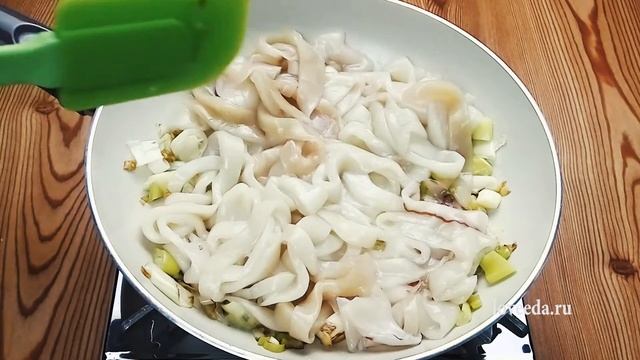 Кальмар в сметанном соусе смотреть онлайн
