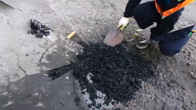 Укладка холодного асфальта в воду смотреть онлайн