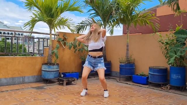 BLACKPINK 'FOREVER YOUNG' DANCE COVER | mika louise смотреть онлайн