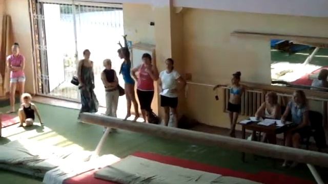 Спортивная гимнастика Суркова Полина на бревне смотреть онлайн